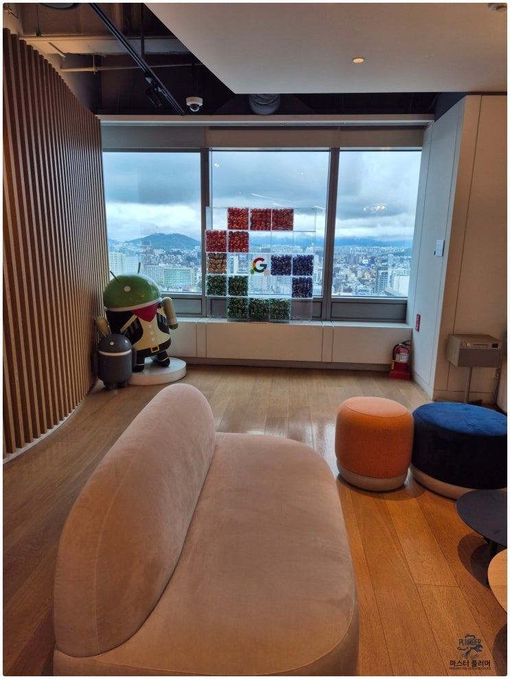 구글 코리아 구내식당 배수관 — 작업을 마친 구내식당 현장