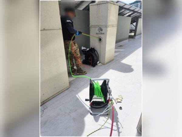 부산 기장군 아파트 여러 층 변기 물빠짐 원인과 해결 | 배관 내시경 진단과 입상관 전용 노즐 온수고압세척 사례
